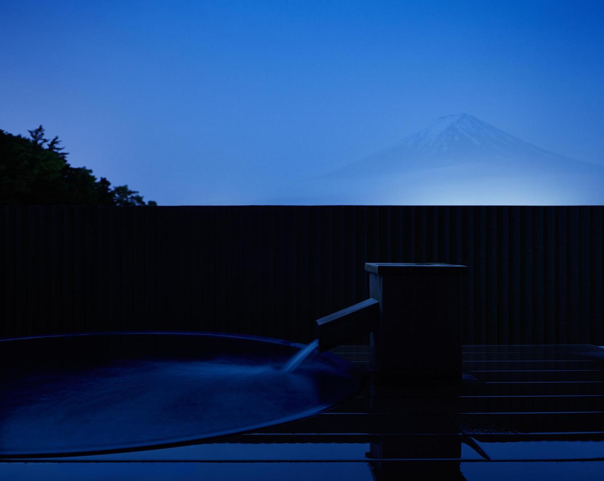 Fujikawaguchiko Onsen Konanso Hotel Cameră foto Mount Fuji from the hotel