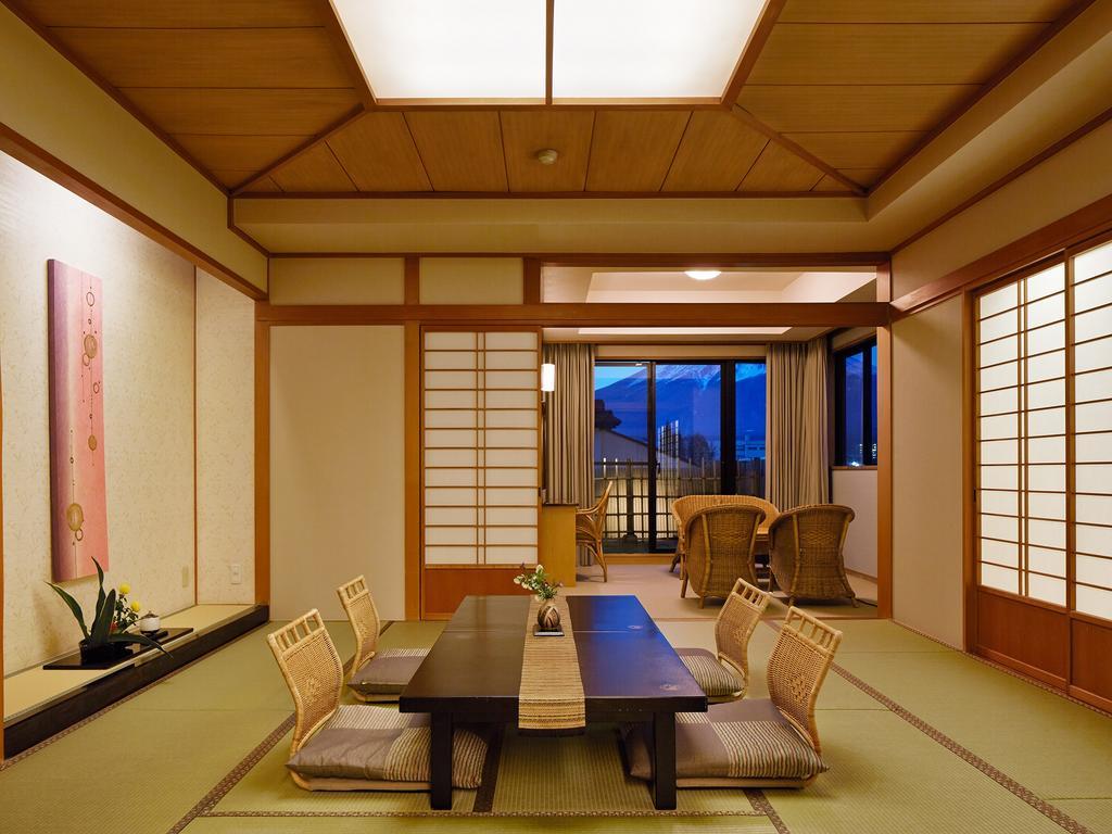 Fujikawaguchiko Onsen Konanso Hotel Exterior foto