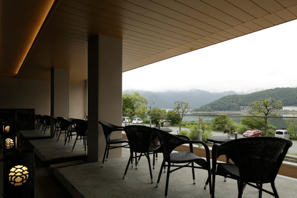 Fujikawaguchiko Onsen Konanso Hotel Exterior foto Interior of the station