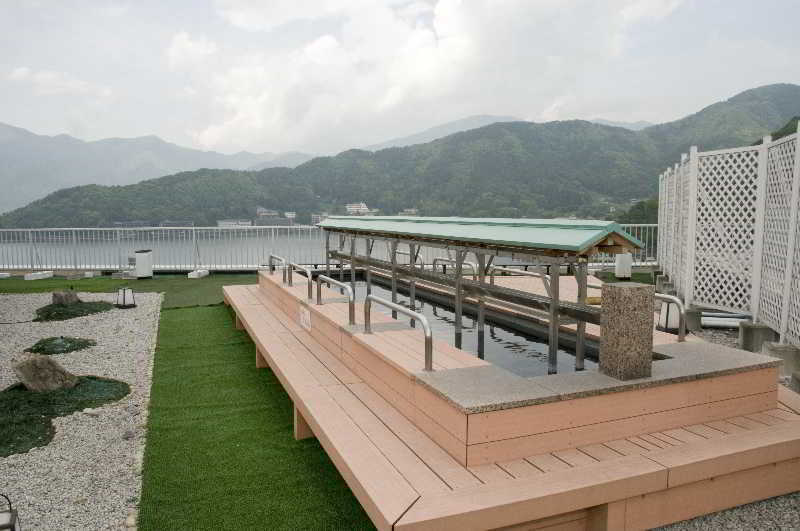 Fujikawaguchiko Onsen Konanso Hotel Exterior foto The platform